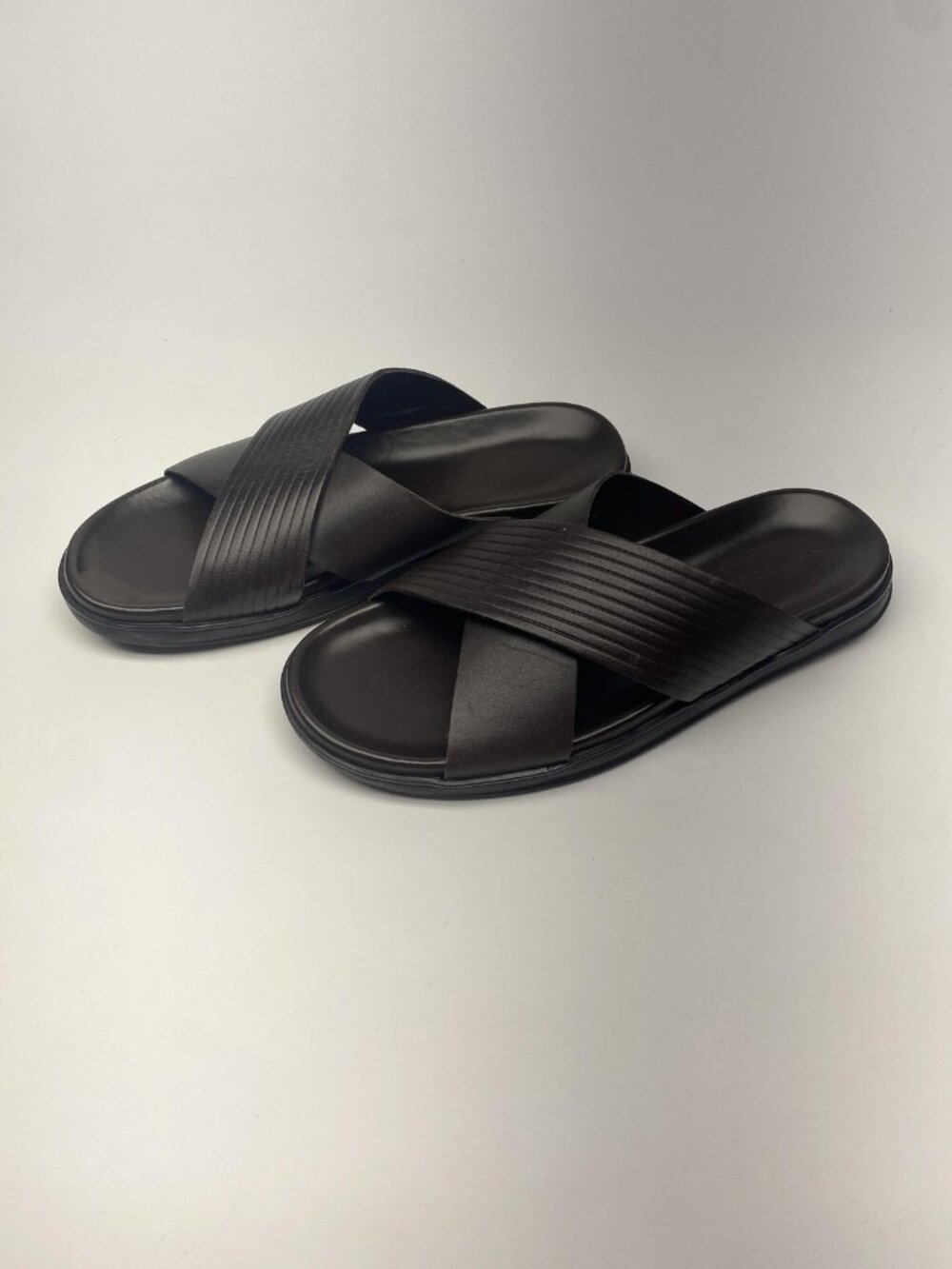 Vince Camuto Phaedra Mens Size 8.5 Brown Slide Sandals Criss Cross Comfort